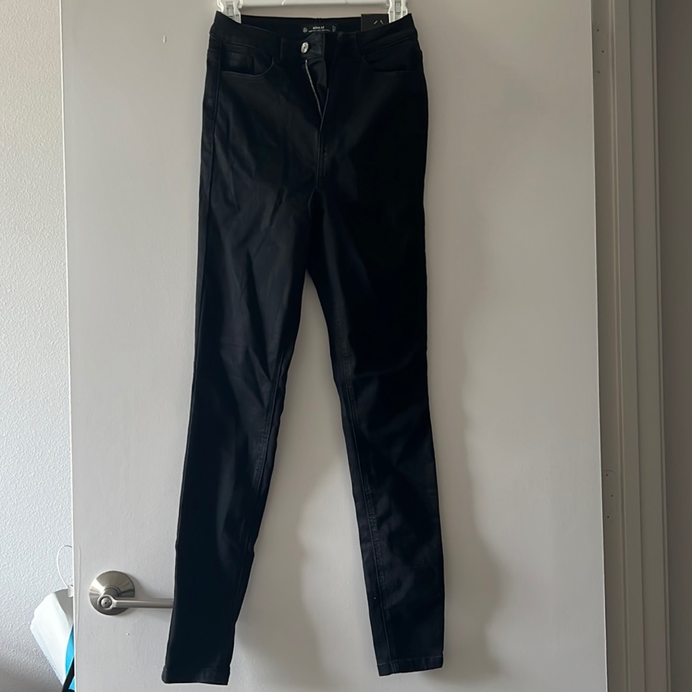 Missguided- Black Skinny Jeans - New - High waist- size US 4R-